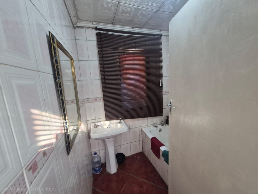 2 Bedroom Property for Sale in New Brighton Eastern Cape